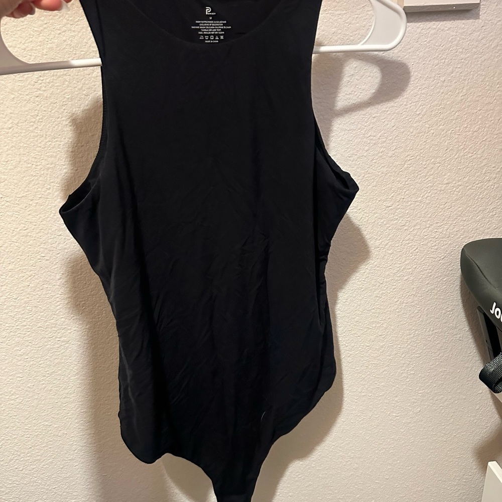 Chic Black Sleeveless Tank Top